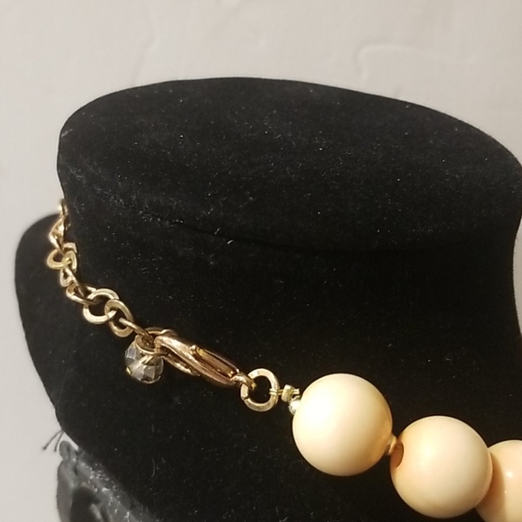 BOHO ALABASTER Faux Chunky Necklace Earring Set - Picture 6 of 6